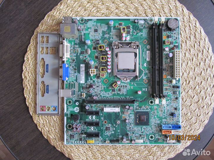 Материнская плата на 1155 сокете