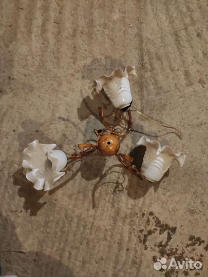 Люстры на дачу 3 штуки