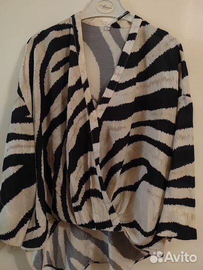 Блузка женская новая 44- 46 Италия