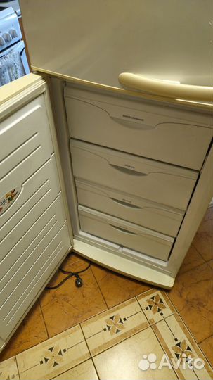 Холодильник атлант бу