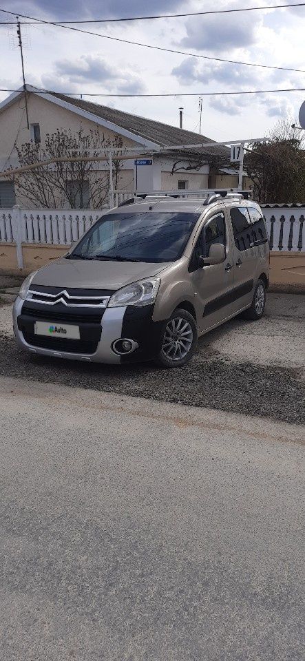 Citroen Berlingo: фото владельца