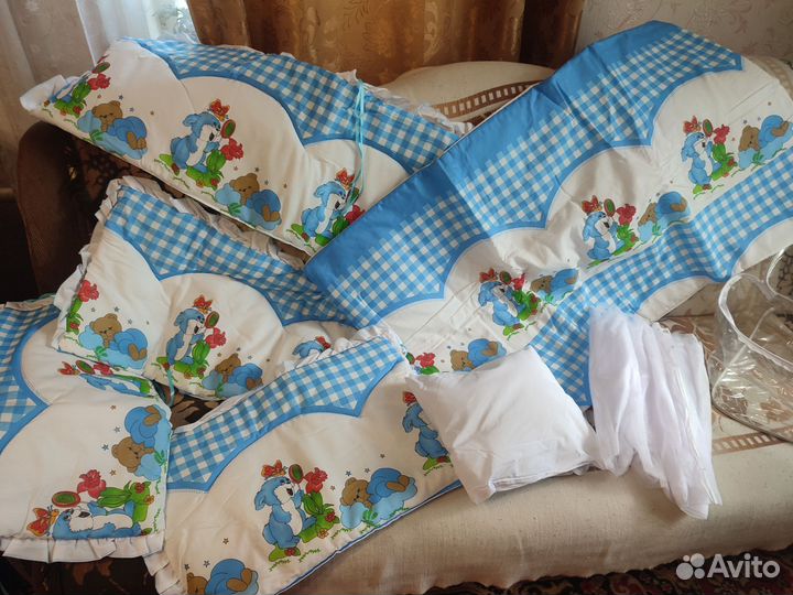 Бортики в детскую кроватку новые