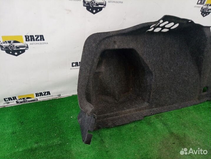 Обшивка багажника левая L Volkswagen Passat