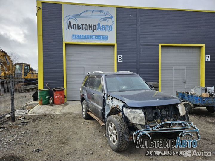 Разбор Mitsubishi Pajero 4 6G75 левый руль V98W