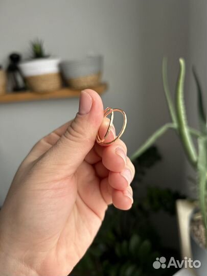Золотые серьги