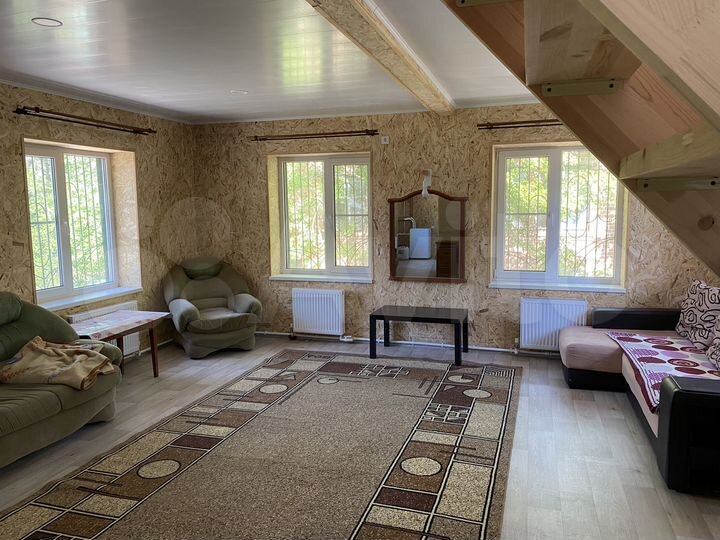 Дом 140 м² на участке 16 сот.