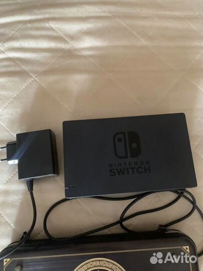 Nintendo switch + чехол, док и зарядка