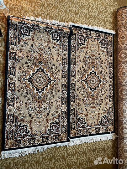 Два ковра маленьких