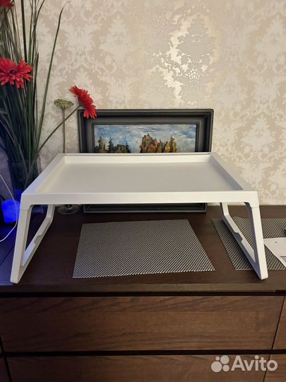 Столик для ноутбука IKEA