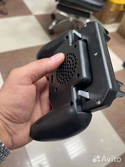 Геймпад с охлаждением