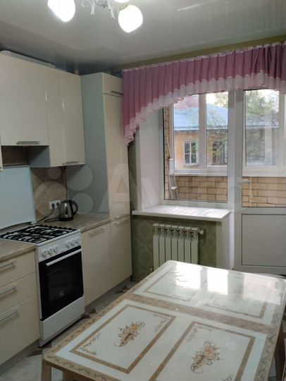 2-к. квартира, 54 м², 3/5 эт.