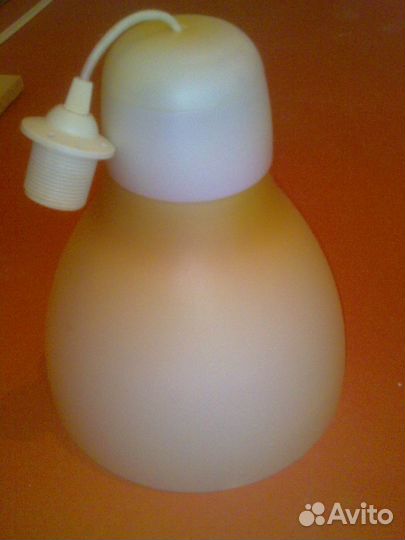 Светильники потолочные и настольные