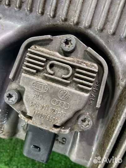 Поддон масляный двигателя Volkswagen Jetta 5 (1K)