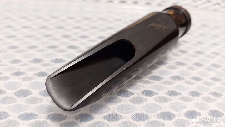 Selmer Soloist C** (баритон - саксофон)