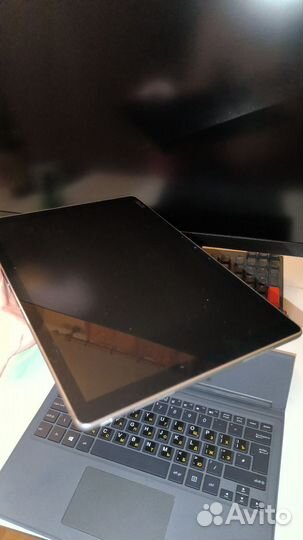 Asus T305C (windows планшет)