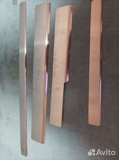 Накладки на пороги skoda octavia a7