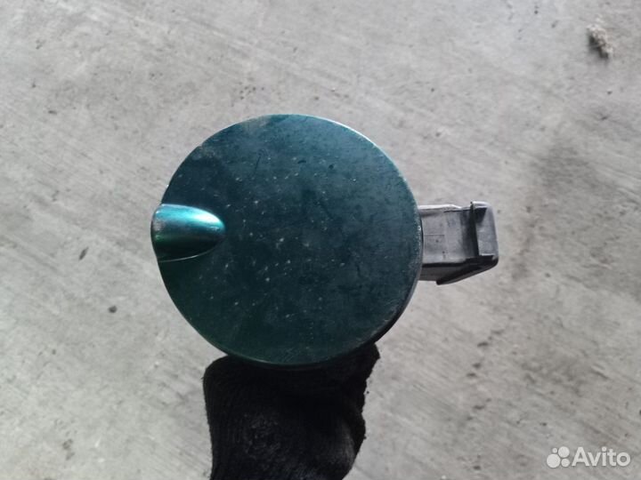 Лючок бензобака Ford Focus 1