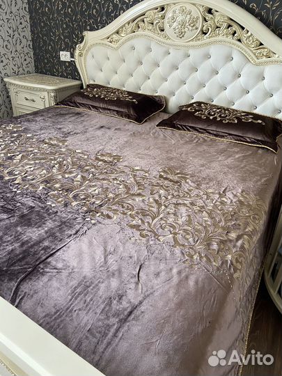 Бархатный комплект (покрывало + наволочки)