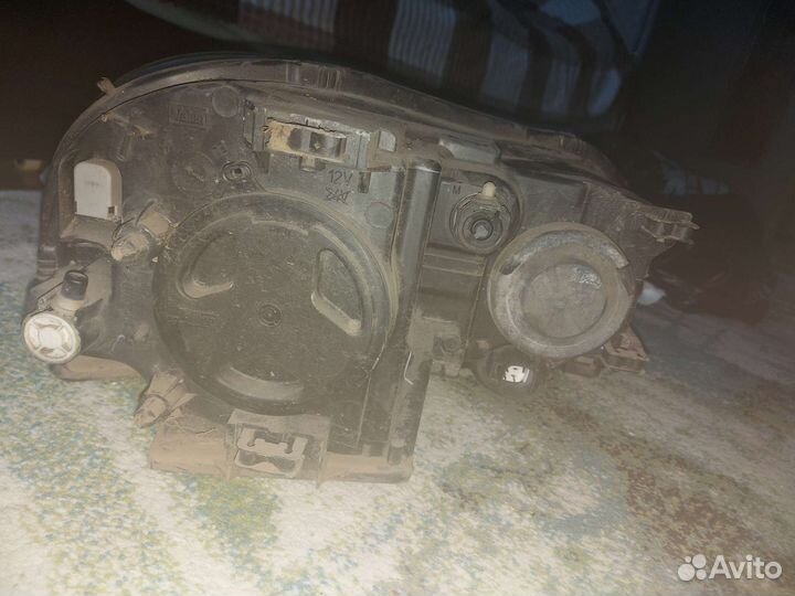 Фары на Volvo xc90