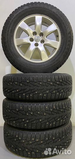 Колеса зимние Nokian 235/65R17 Sorento 2009-2013