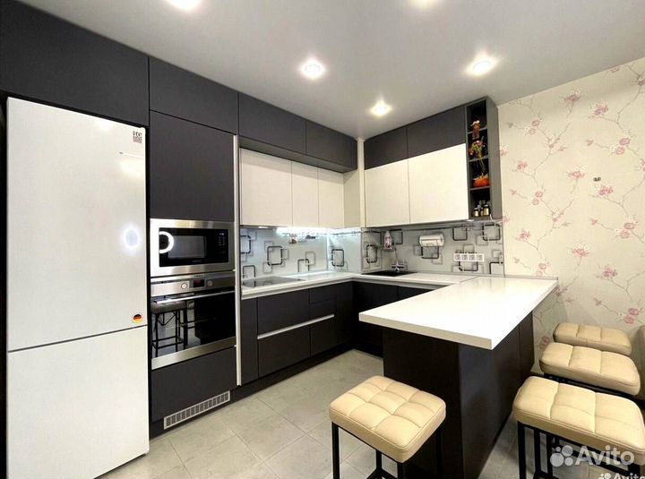 Кухонный гарнитур 