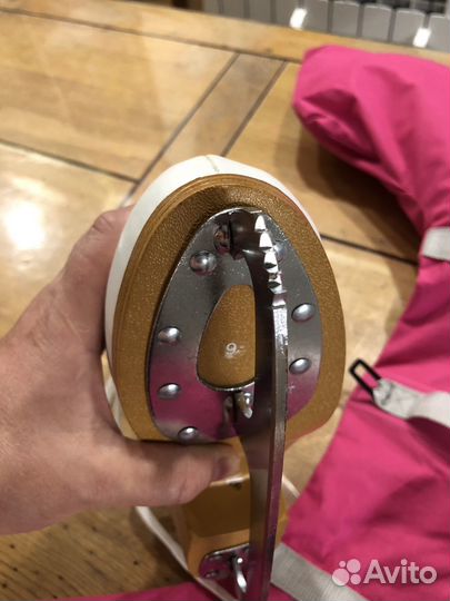 Коньки фигурные женские