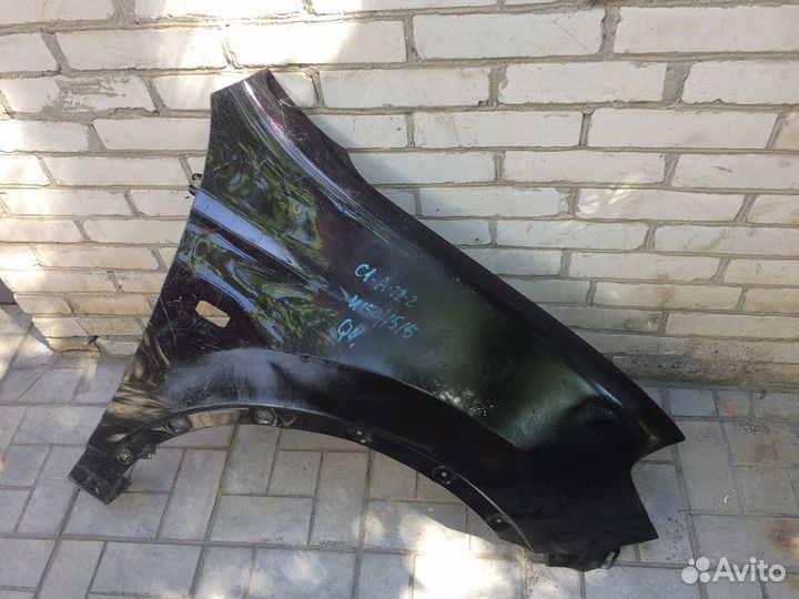 Крыло б/у