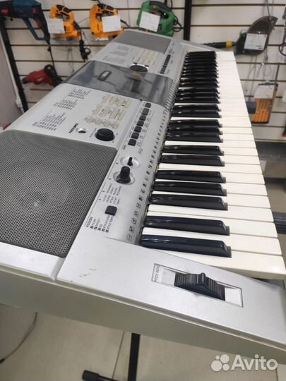 Синтезатор yamaha PSR-E403