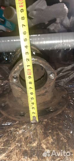 Фланец-вилка краз карданнного вала 260