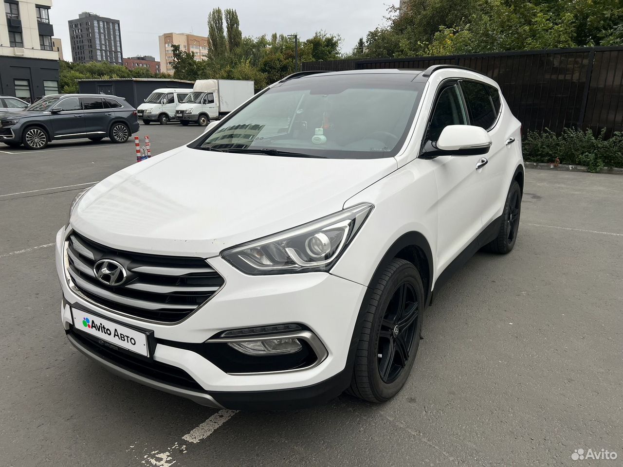 Нашли авто Hyundai Santa Fe