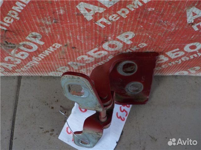 Петля двери верхняя задняя левая Renault Sandero