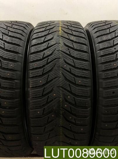 Kumho WinterCraft Ice WI31 215/55 R17 104R