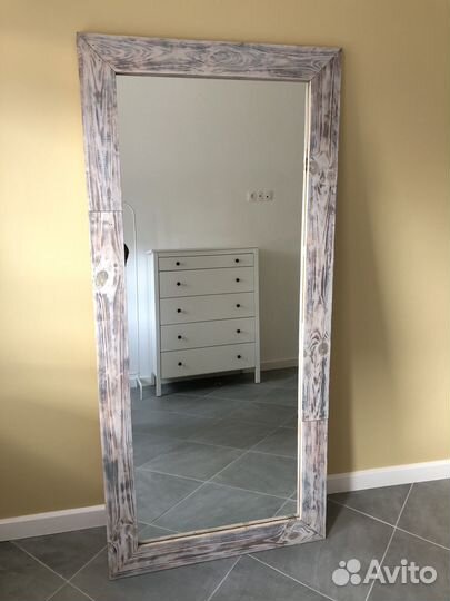 Зеркало напольное в деревяннной раме