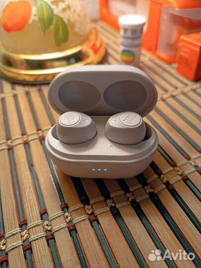 Беспроводные наушники JBL C115TWS