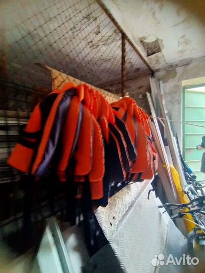 Надувной банан