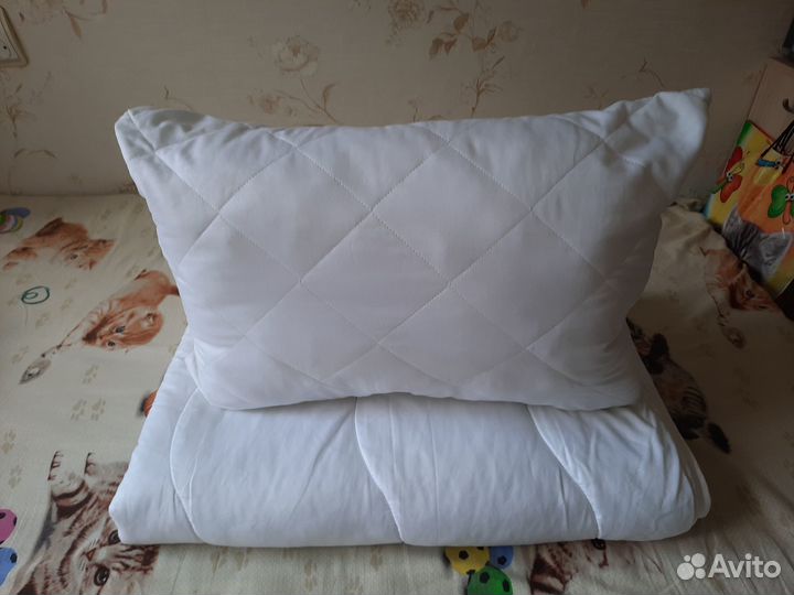 Одеяла, подушки, наволочки