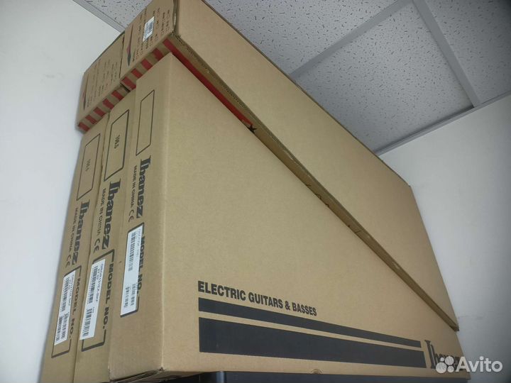 Коробки для гитар