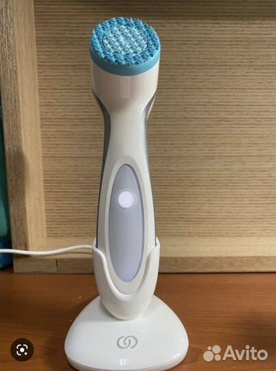 Косметологический аппарат. Щетка для умывания