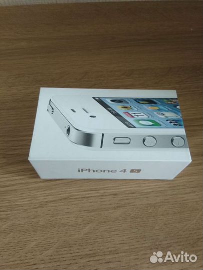 Коробка от телефона iPhone 4s