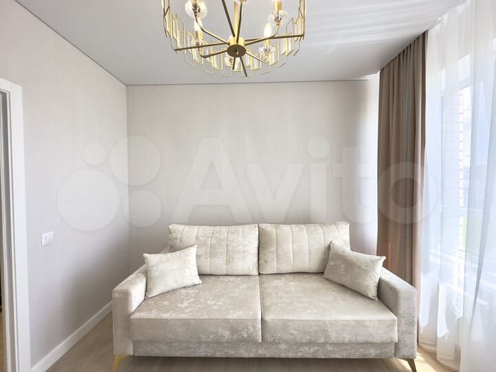 2-к. квартира, 52 м², 4/10 эт.