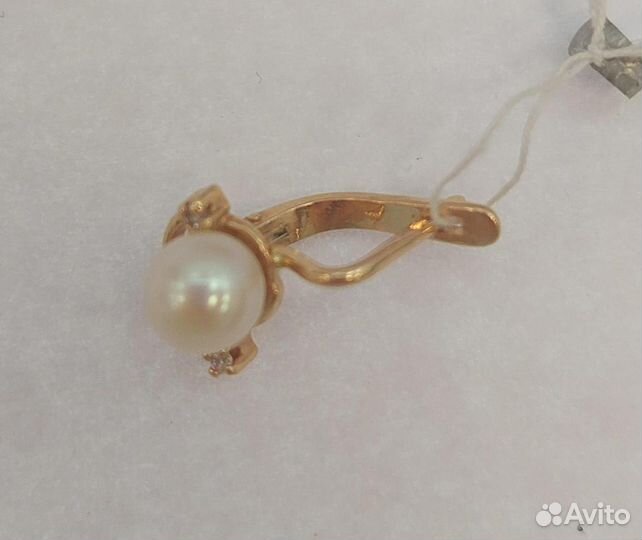 Серьга Товарный вид Золото 585 о.в 1,58 гр. Вст: Ж