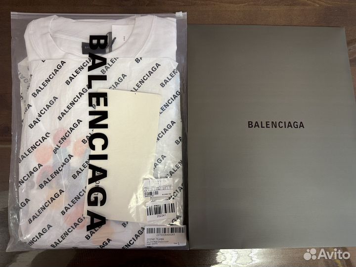 Футболка Balenciaga 100% хлопок