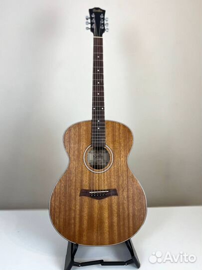 Акустическая гитара