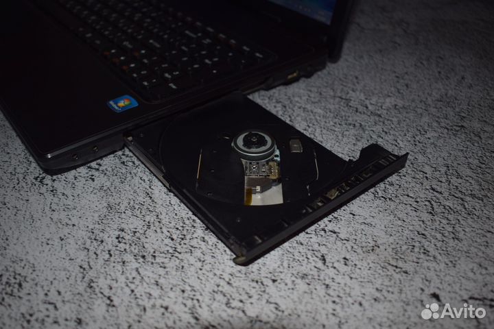 Ноутбук Lenovo на AMD E-450/ 3 gb/ hdd 500 gb