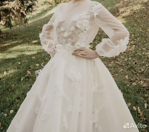 Свадебное платье