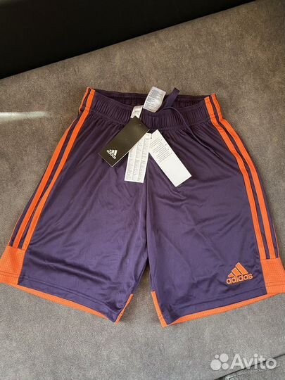 Шорты спортивные adidas