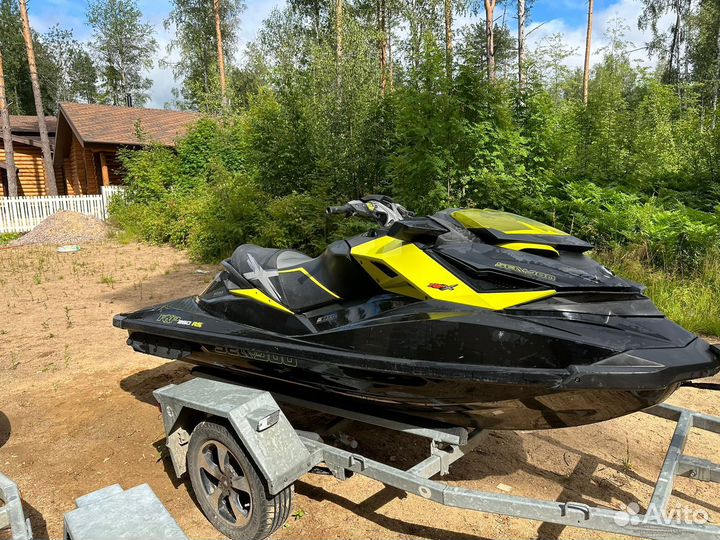Гидроцикл BRP RXP 260