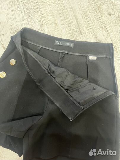 Стильные зимние вещи: юбка lime, шорты Zara