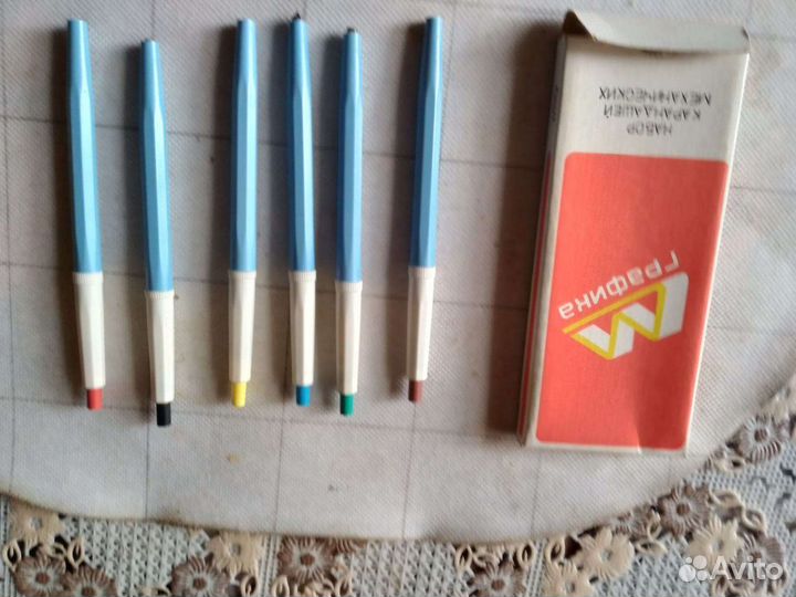 Набор карандашей механических