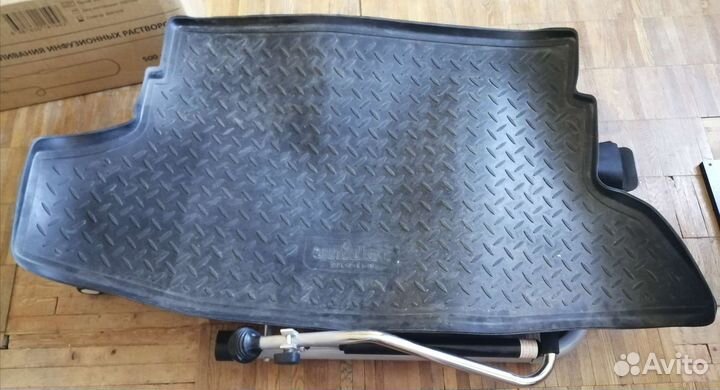 Коврик в багажник Nissan Juke